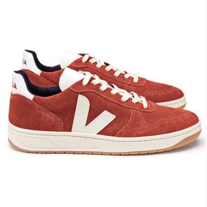 V-10 Rouille Pierre Suede Sneaker